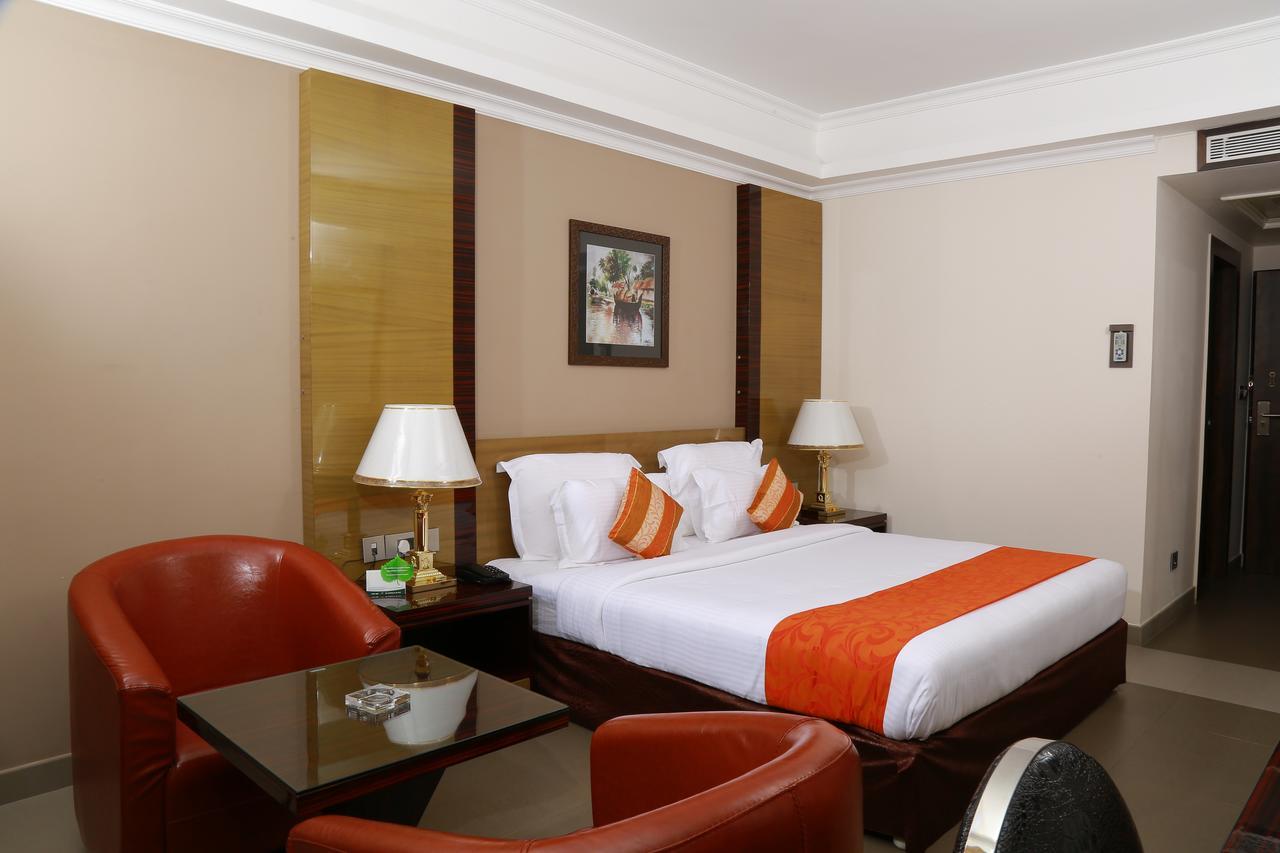 Hotel Bonanza Alappuzha Ngoại thất bức ảnh