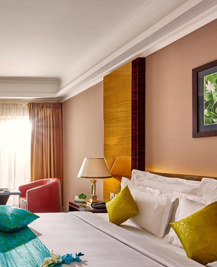 Hotel Bonanza Alappuzha Ngoại thất bức ảnh