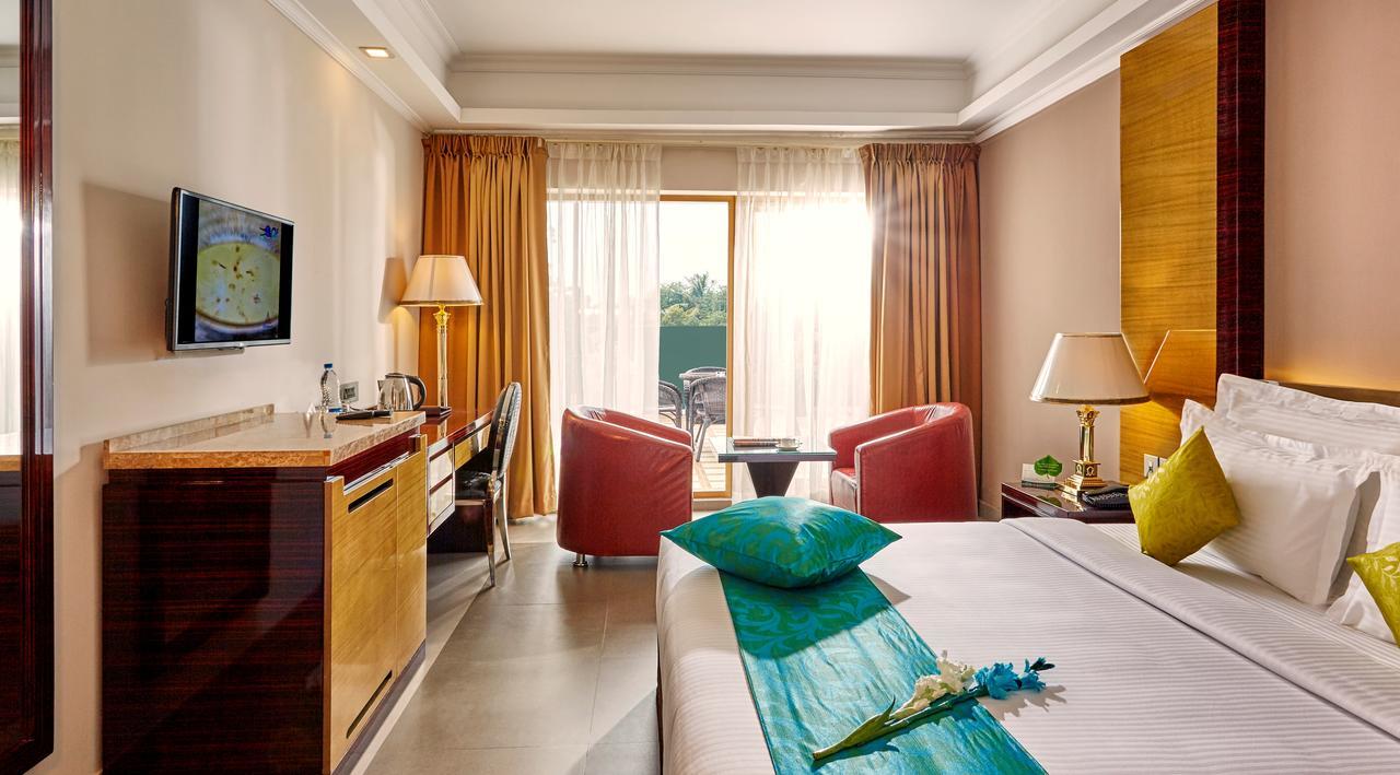 Hotel Bonanza Alappuzha Ngoại thất bức ảnh