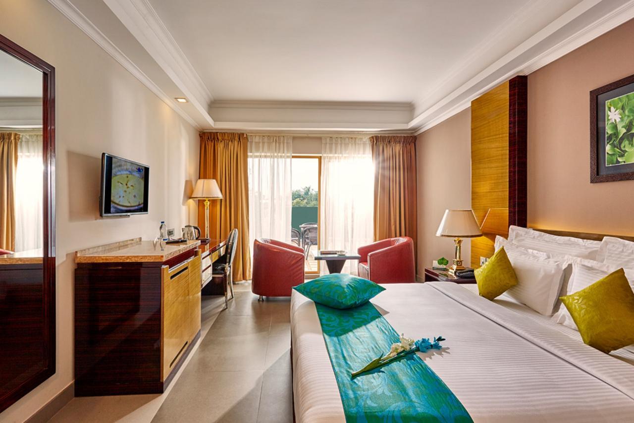 Hotel Bonanza Alappuzha Ngoại thất bức ảnh